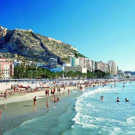 ático Céntrico Junto A La Playa Appartamento